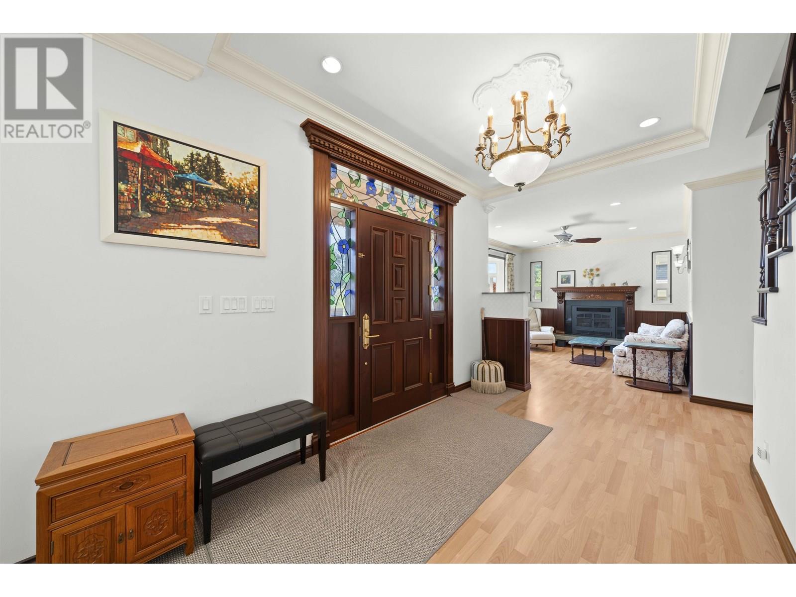 Photo 2 of 5713 Eglinton Street, Burnaby BC