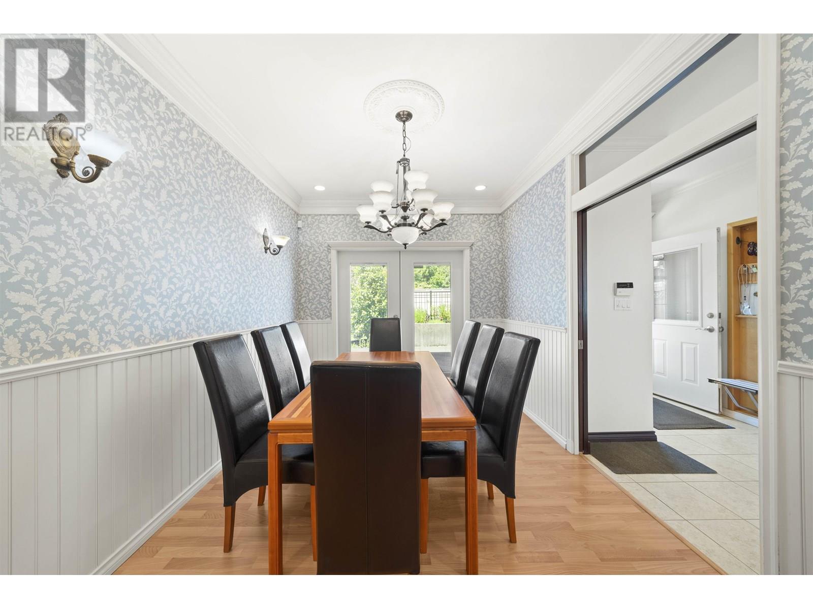 Photo 12 of 5713 Eglinton Street, Burnaby BC