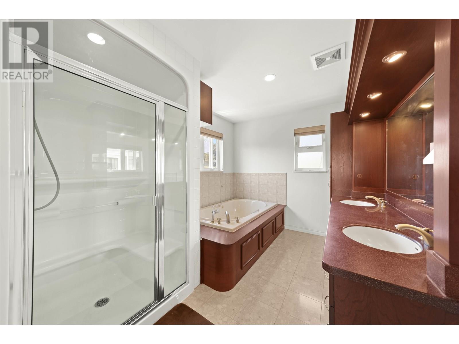 Photo 27 of 5713 Eglinton Street, Burnaby BC