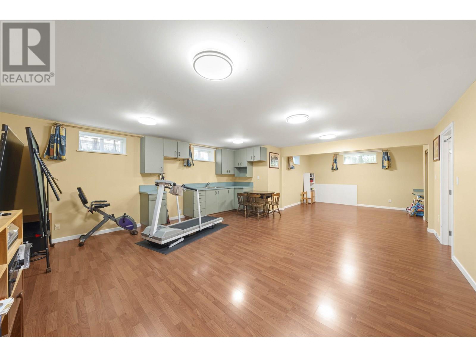 Photo 31 of 5713 Eglinton Street, Burnaby BC
