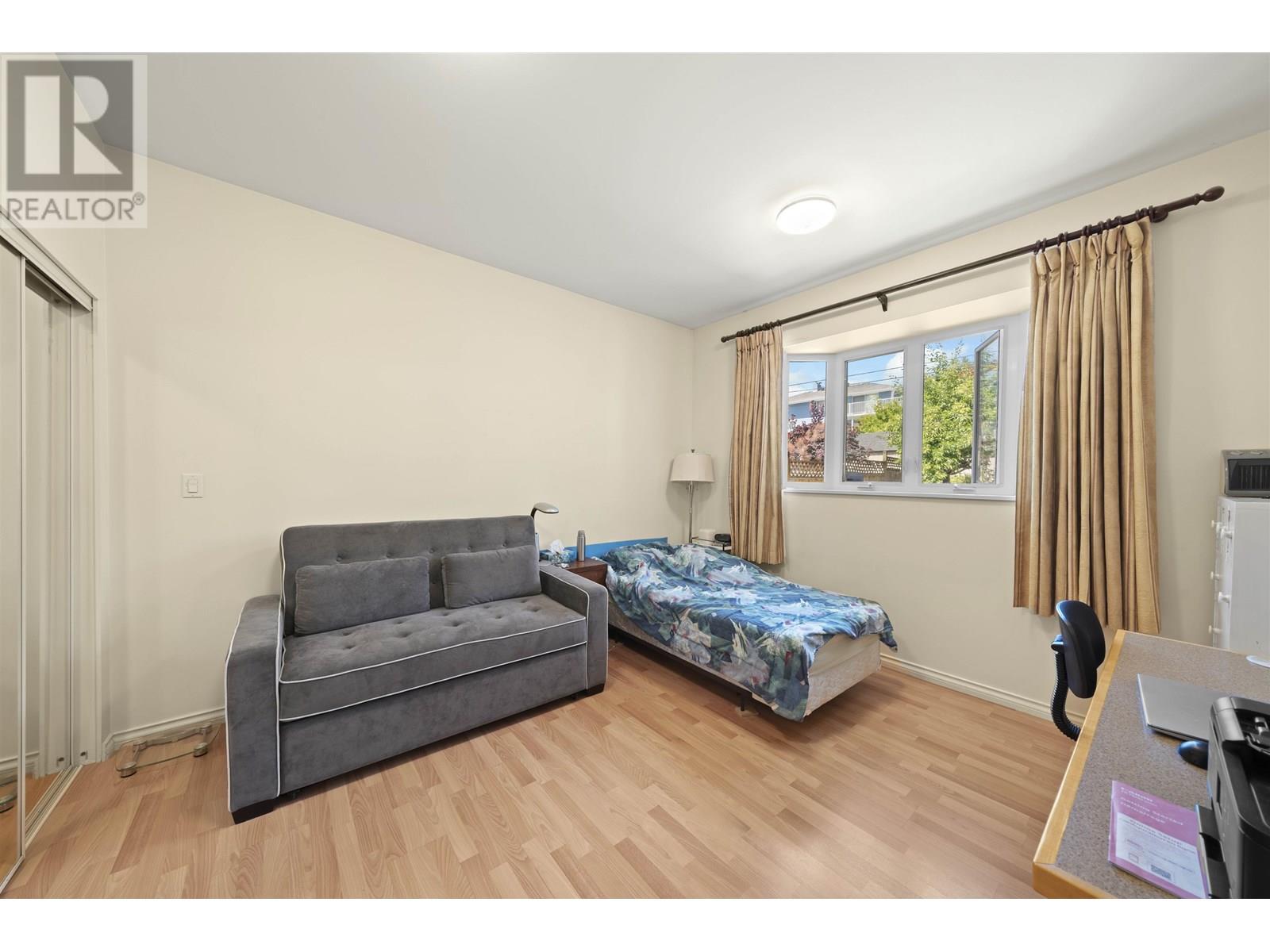 Photo 15 of 5713 Eglinton Street, Burnaby BC