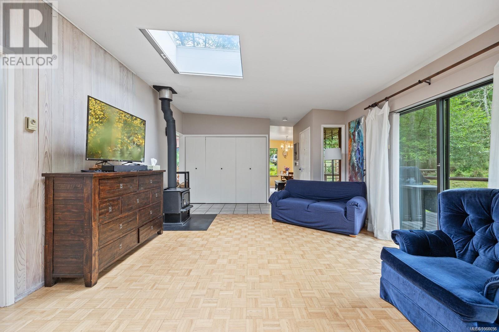 1100 Mount Rd, Hornby Island