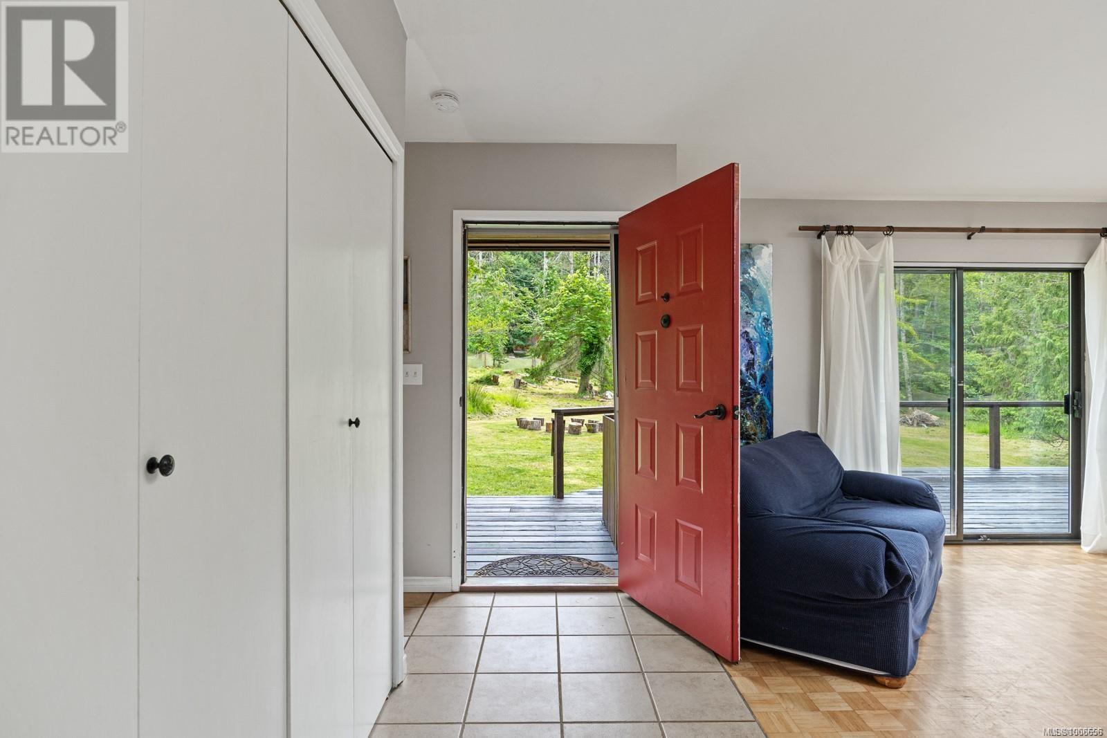 1100 Mount Rd, Hornby Island