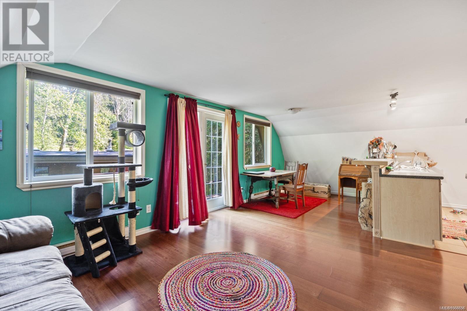 1100 Mount Rd, Hornby Island