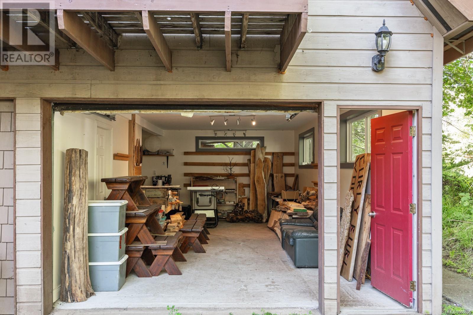 1100 Mount Rd, Hornby Island