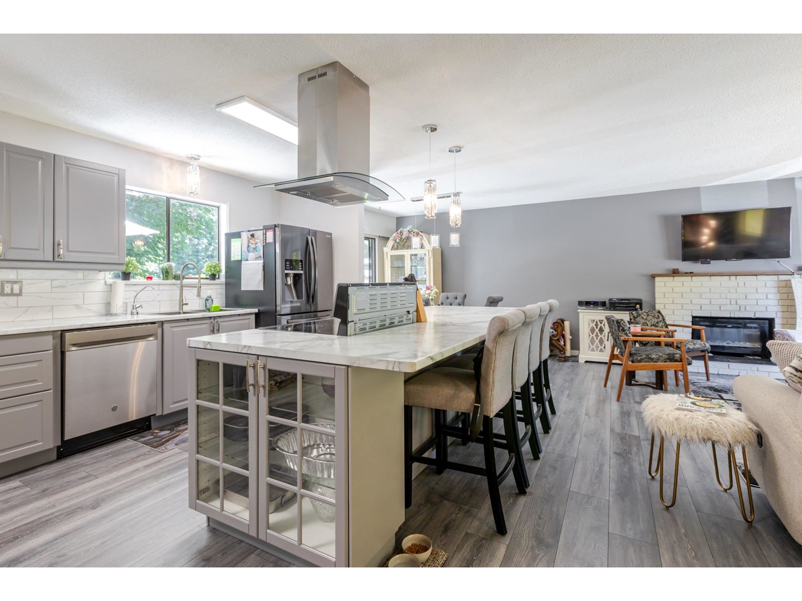 Photo 11 of 4083 206 A Street, Langley BC