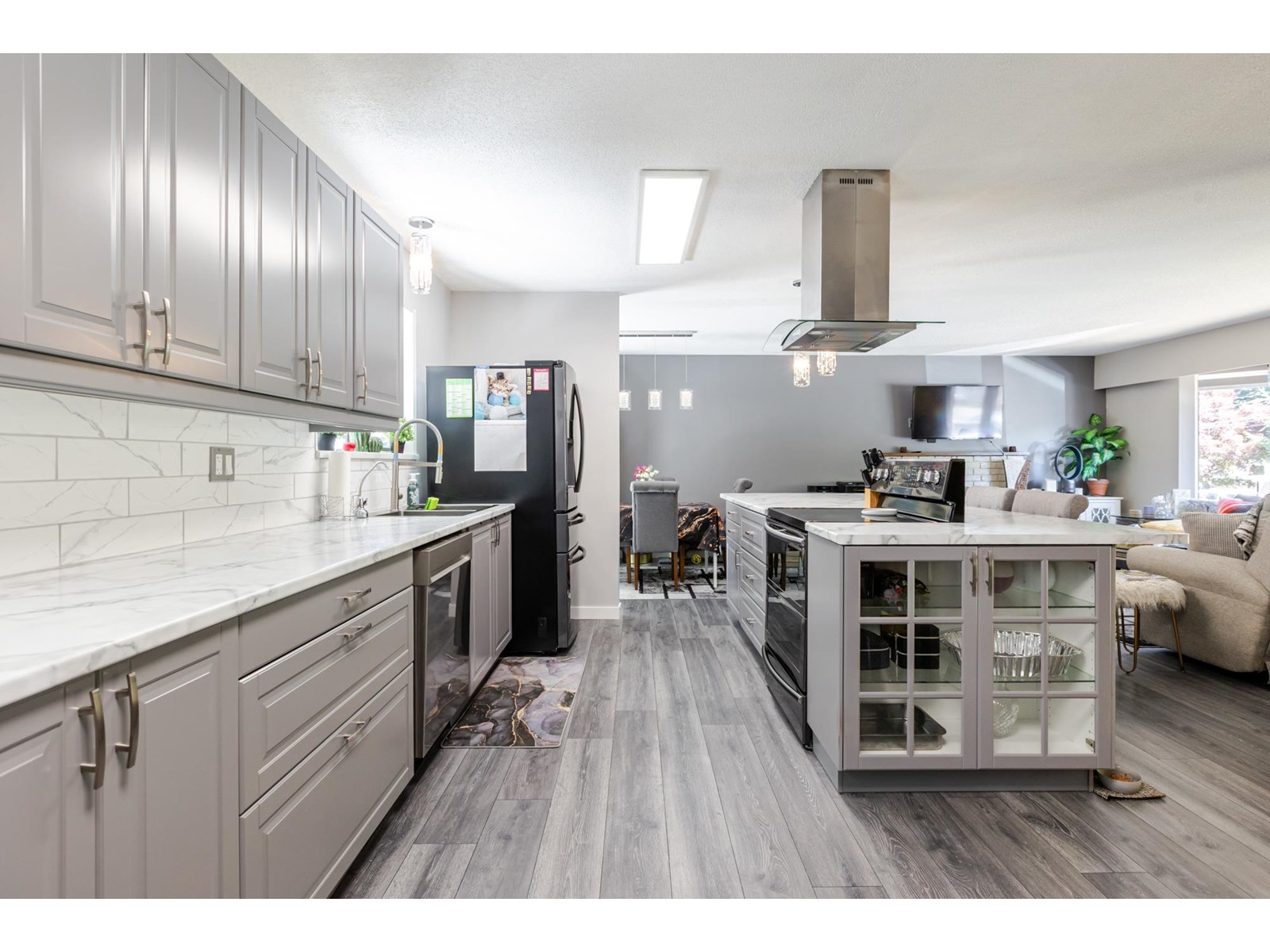 Photo 12 of 4083 206 A Street, Langley BC