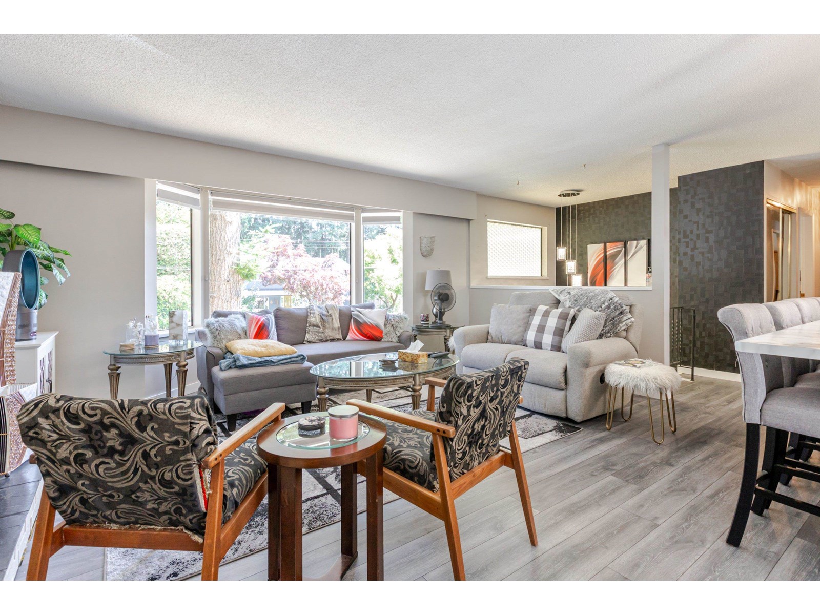 Photo 5 of 4083 206 A Street, Langley BC