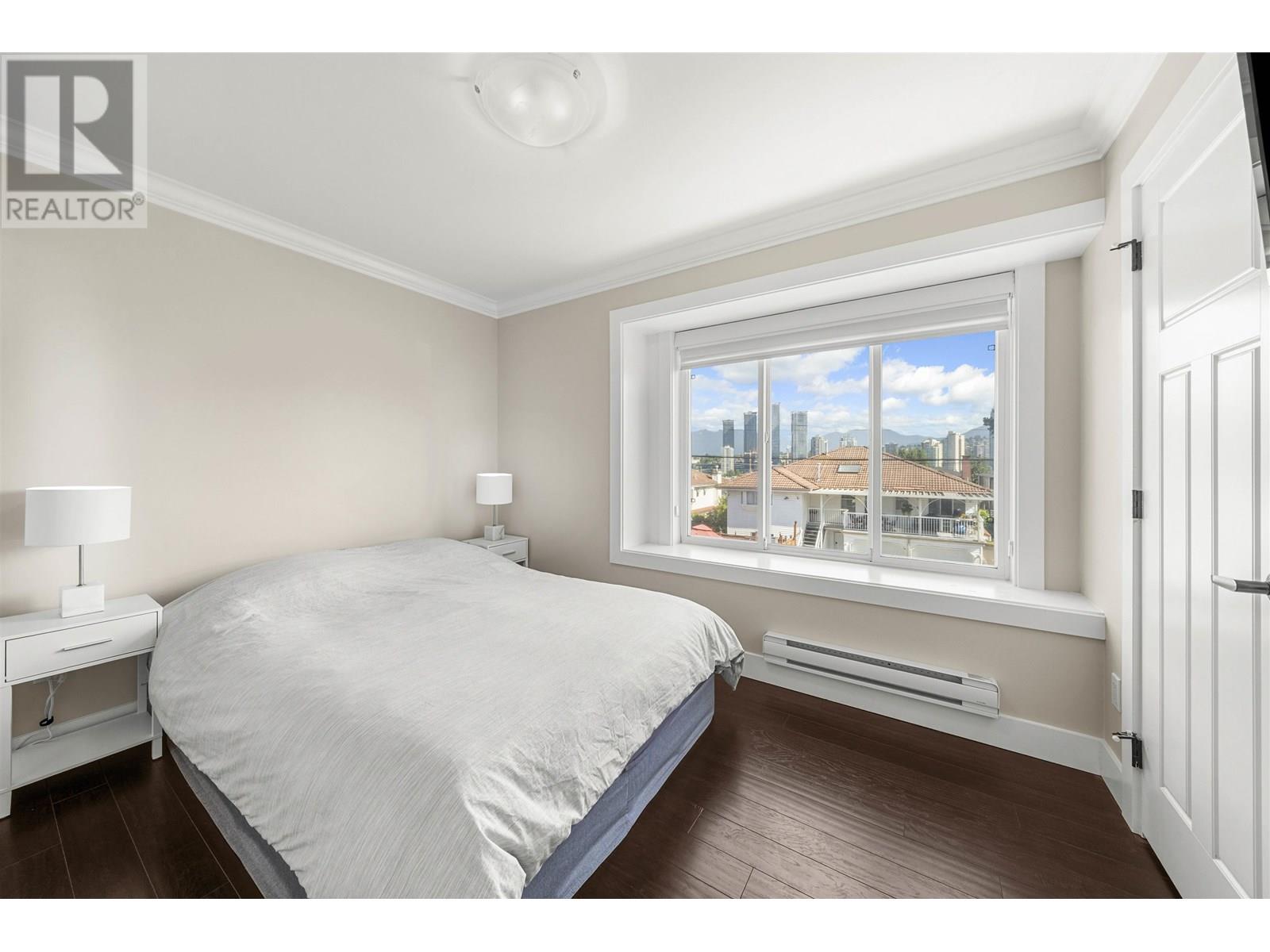 Photo 19 of 2 4685 Canada Way, Burnaby BC