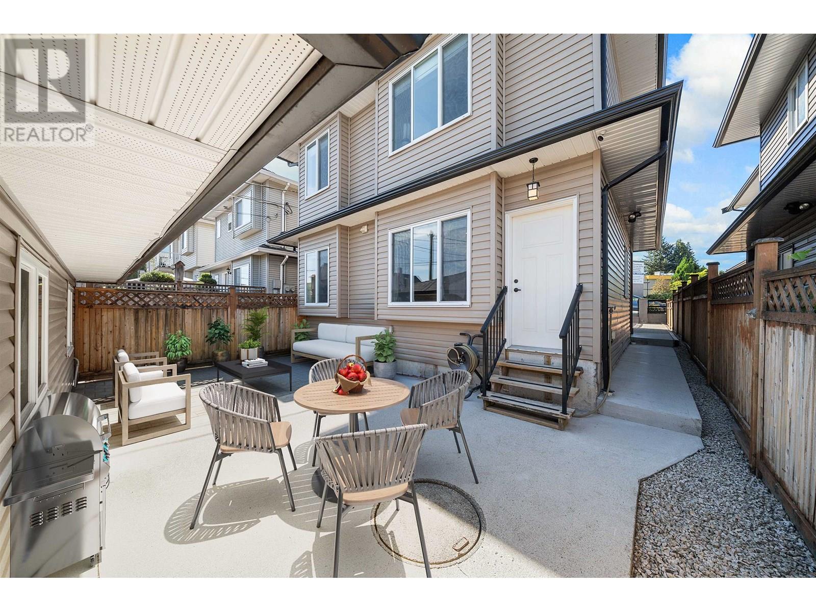Photo 10 of 2 4685 Canada Way, Burnaby BC