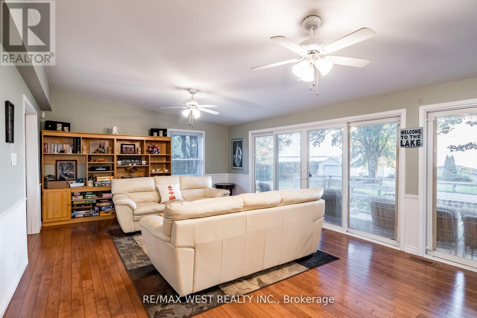Photo 11 of 1668 Lakeshore Drive, Ramara ON