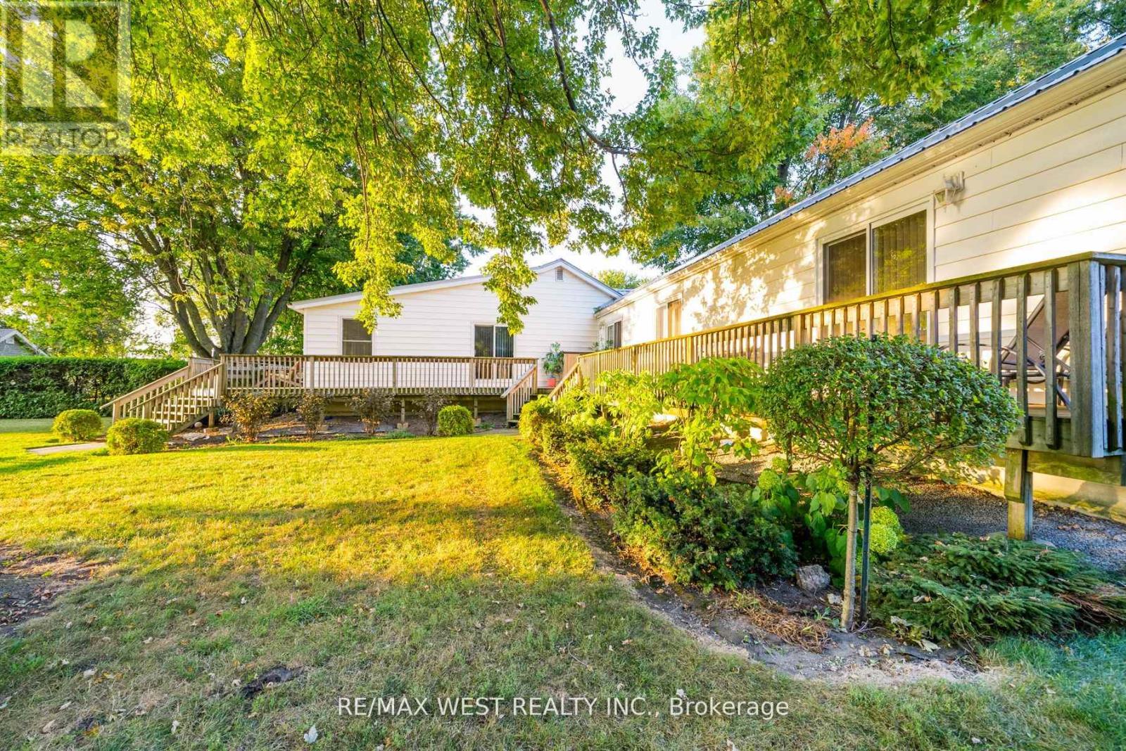 Photo 18 of 1668 Lakeshore Drive, Ramara ON