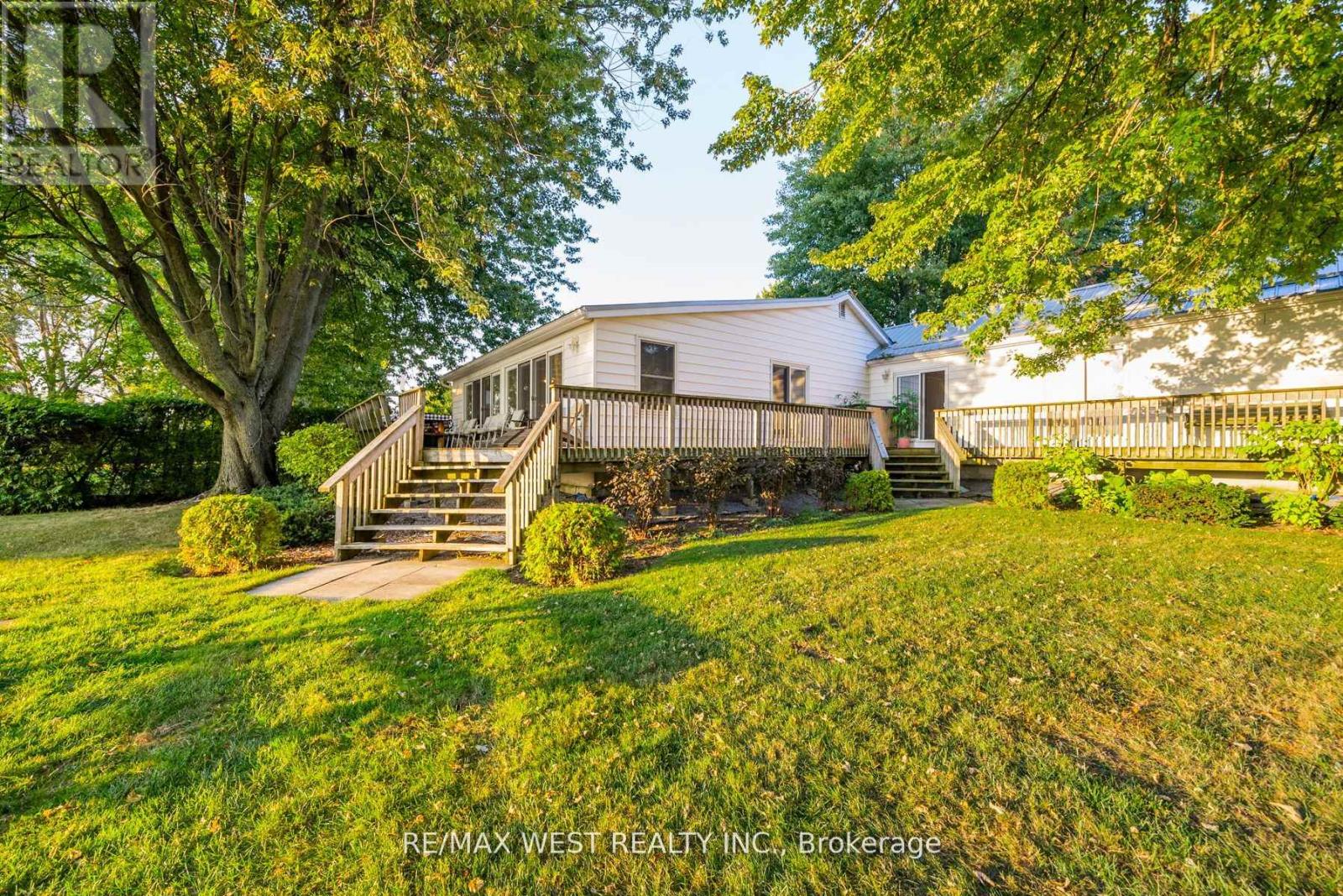 Photo 19 of 1668 Lakeshore Drive, Ramara ON