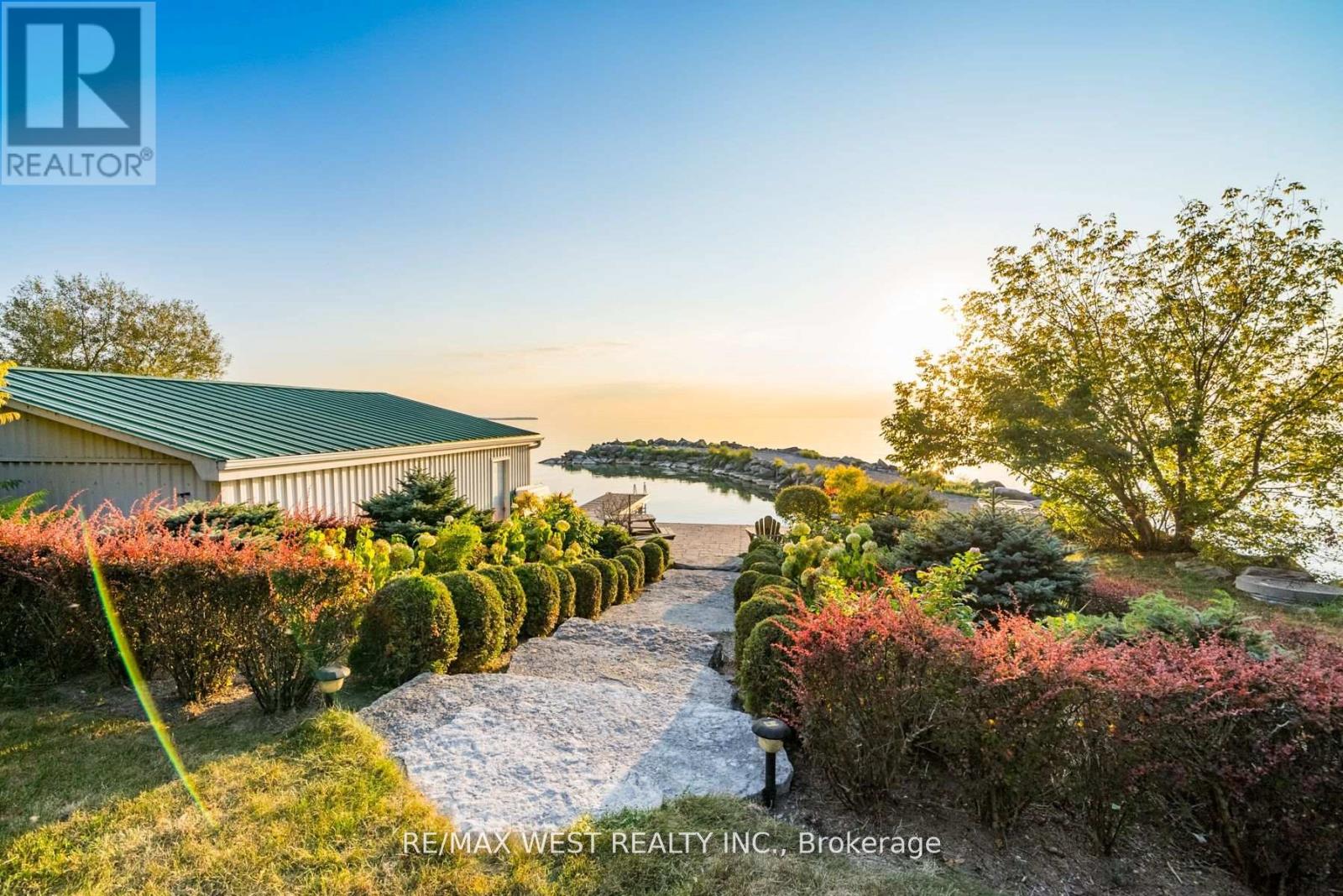 Photo 22 of 1668 Lakeshore Drive, Ramara ON