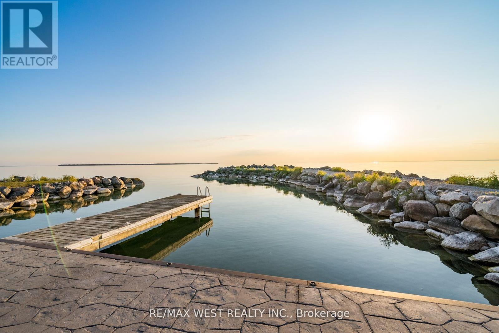 Photo 23 of 1668 Lakeshore Drive, Ramara ON
