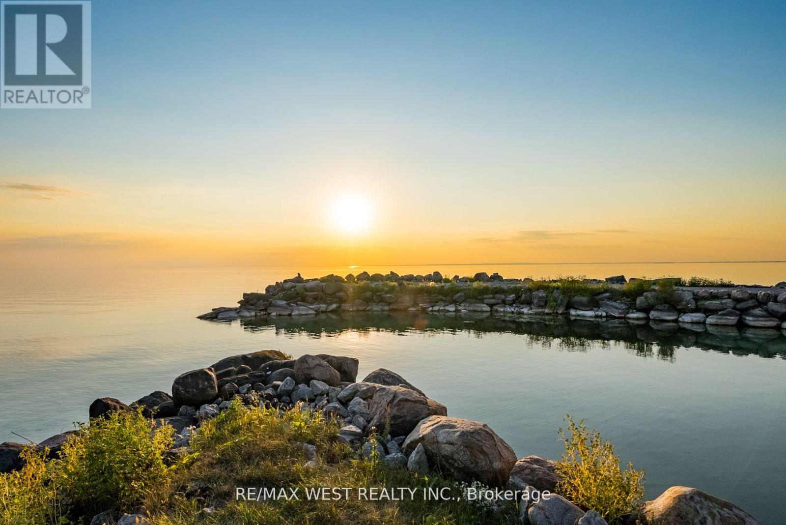 Photo 25 of 1668 Lakeshore Drive, Ramara ON