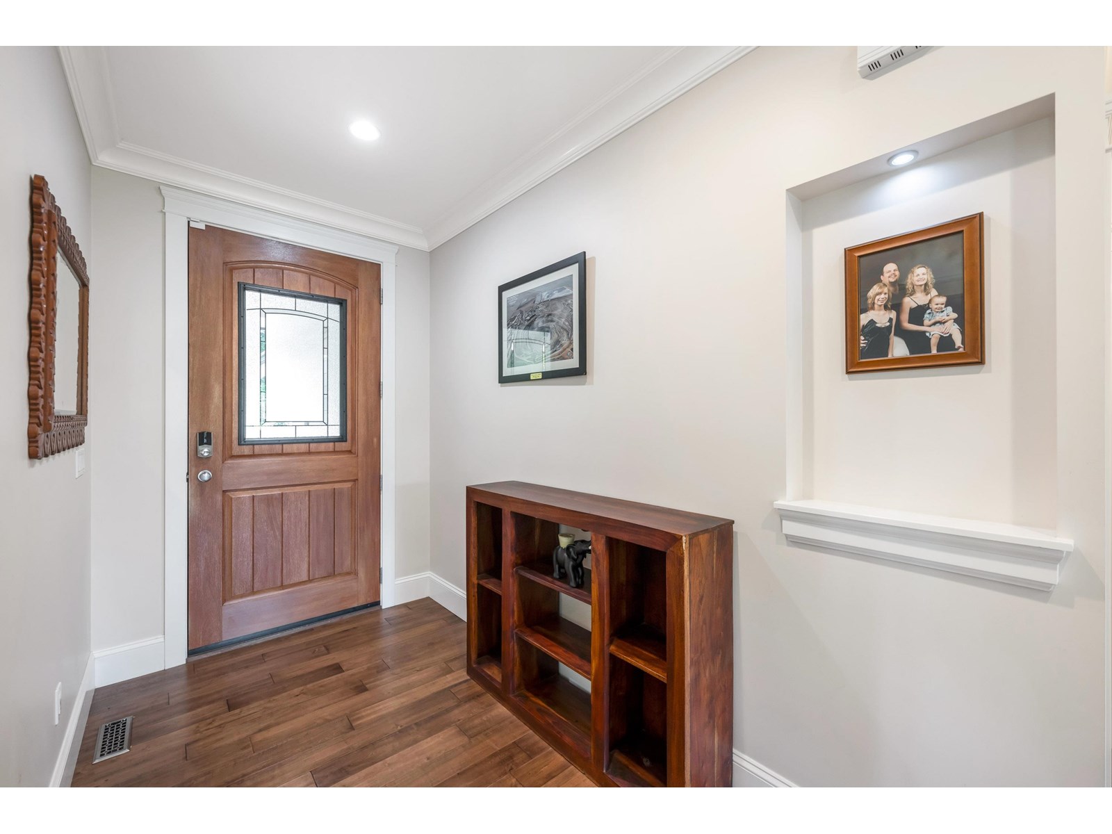 Photo 7 of 20472 98 A Avenue, Langley BC