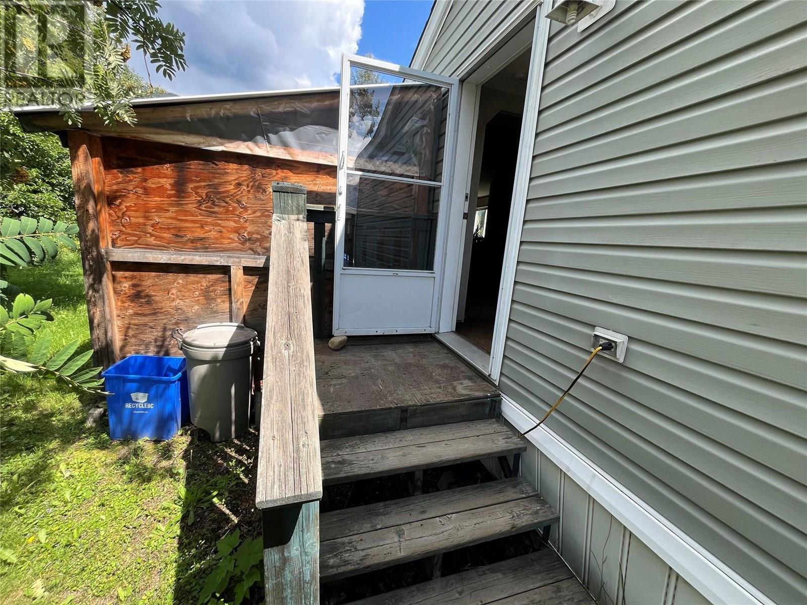 Photo 9 of 310 Humbert Street Unit 39, Revelstoke BC