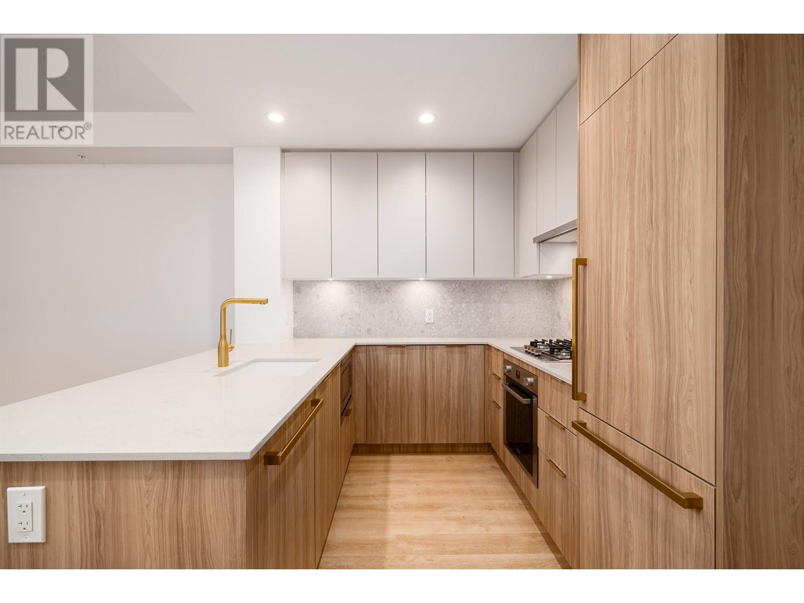 Photo 1 of 202 2325 Emery Court, North Vancouver BC