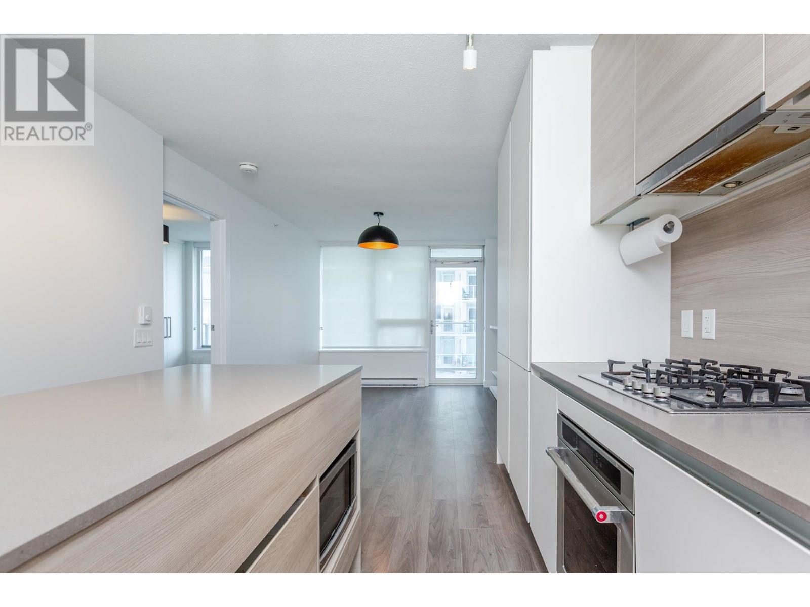 Photo 11 of 1108 908 Quayside Drive, New Westminster BC