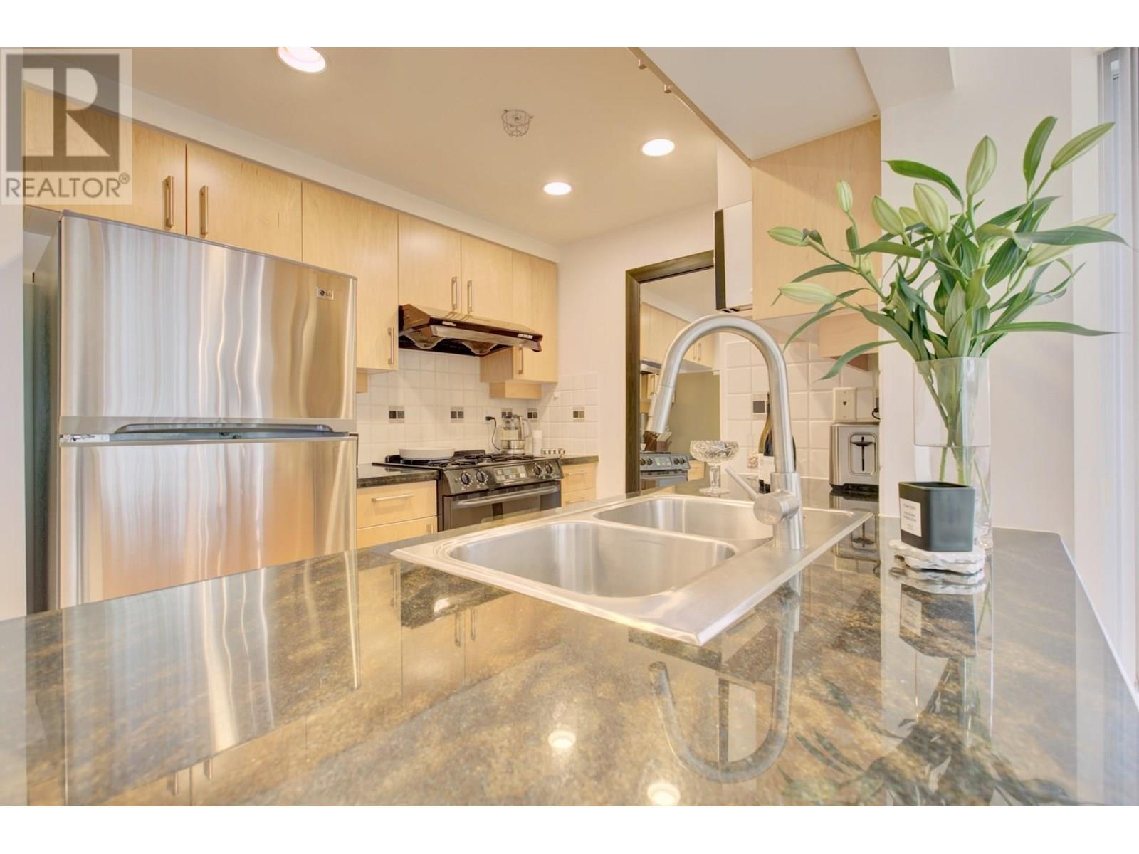 Photo 11 of 1205 1199 Marinaside Crescent, Vancouver BC