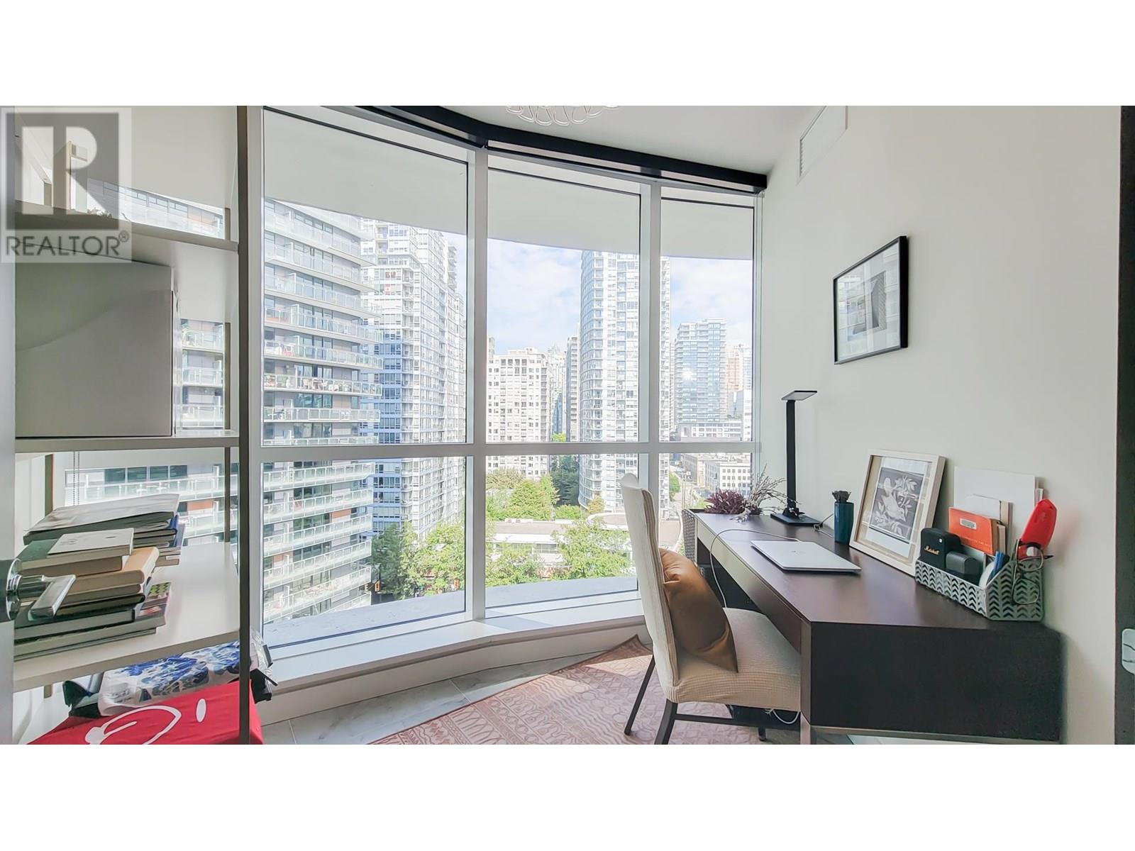 Photo 12 of 1220 68 Smithe Street, Vancouver BC
