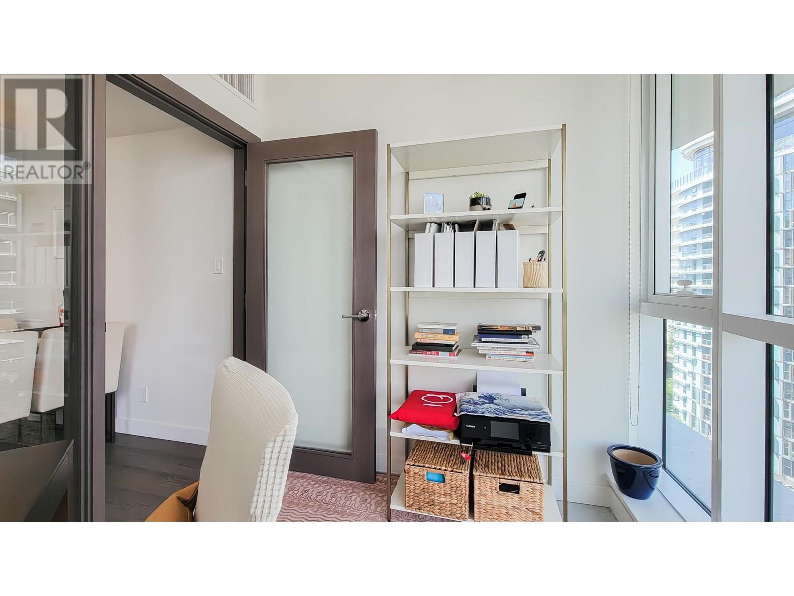 Photo 13 of 1220 68 Smithe Street, Vancouver BC