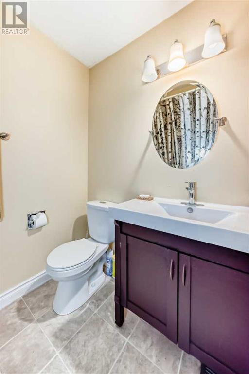 Single Family House for Sale in   Street NE Temple Calgary 