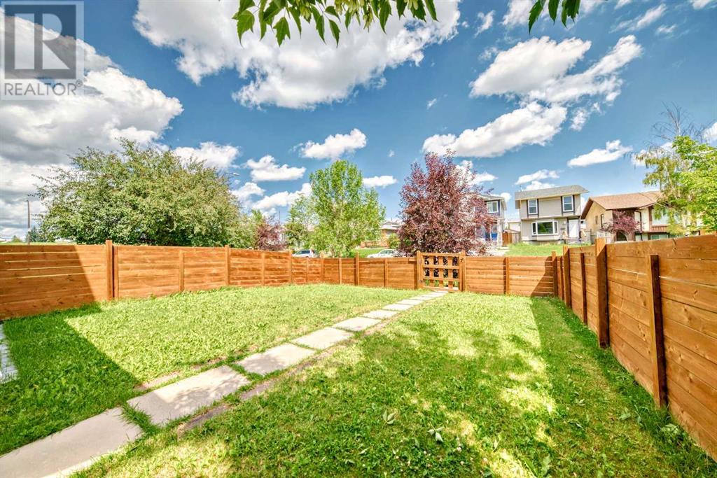 Single Family House for Sale in   Street NE Temple Calgary 