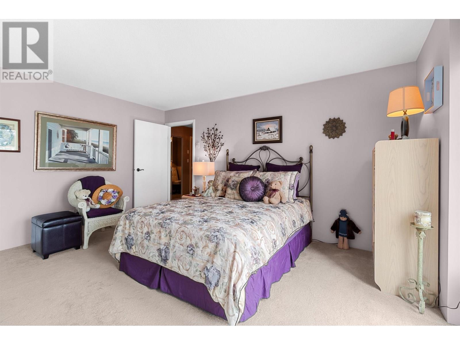 Photo 11 of 1101 8 Laguna Court, New Westminster BC