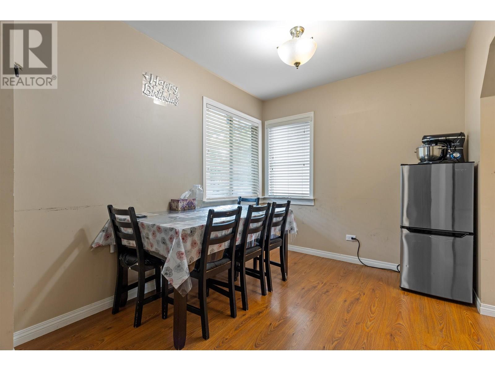 Photo 7 of 12121 228 Street, Maple Ridge BC