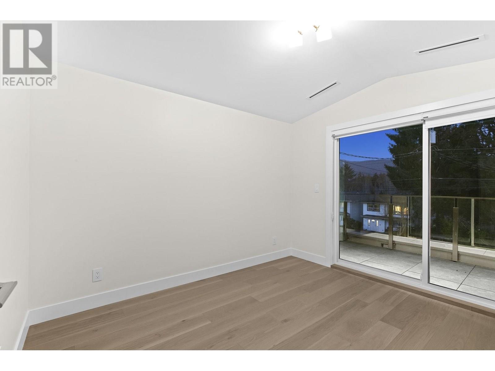 3071 FROMME ROAD, North Vancouver