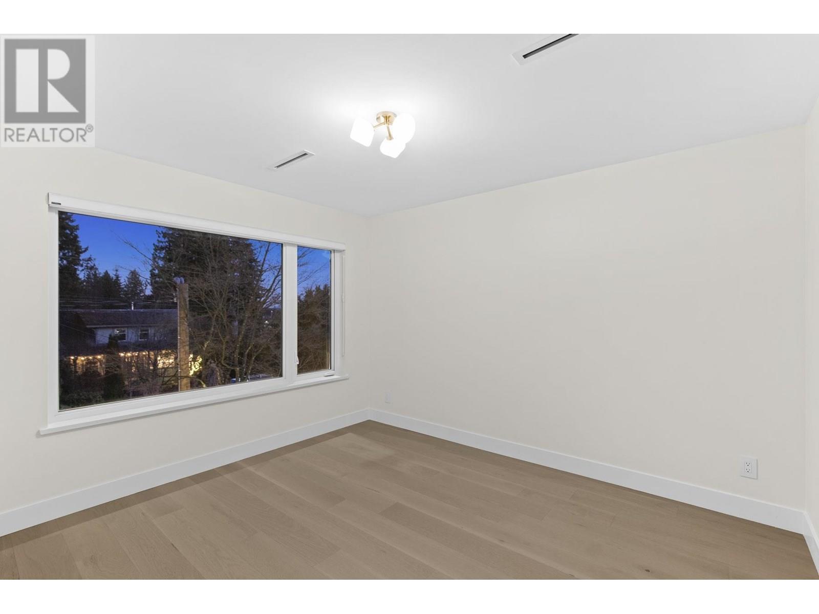 3071 FROMME ROAD, North Vancouver