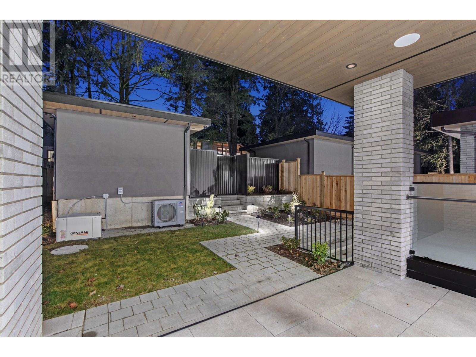 3071 FROMME ROAD, North Vancouver
