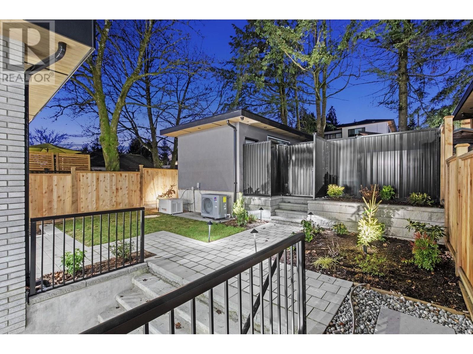 3071 FROMME ROAD, North Vancouver