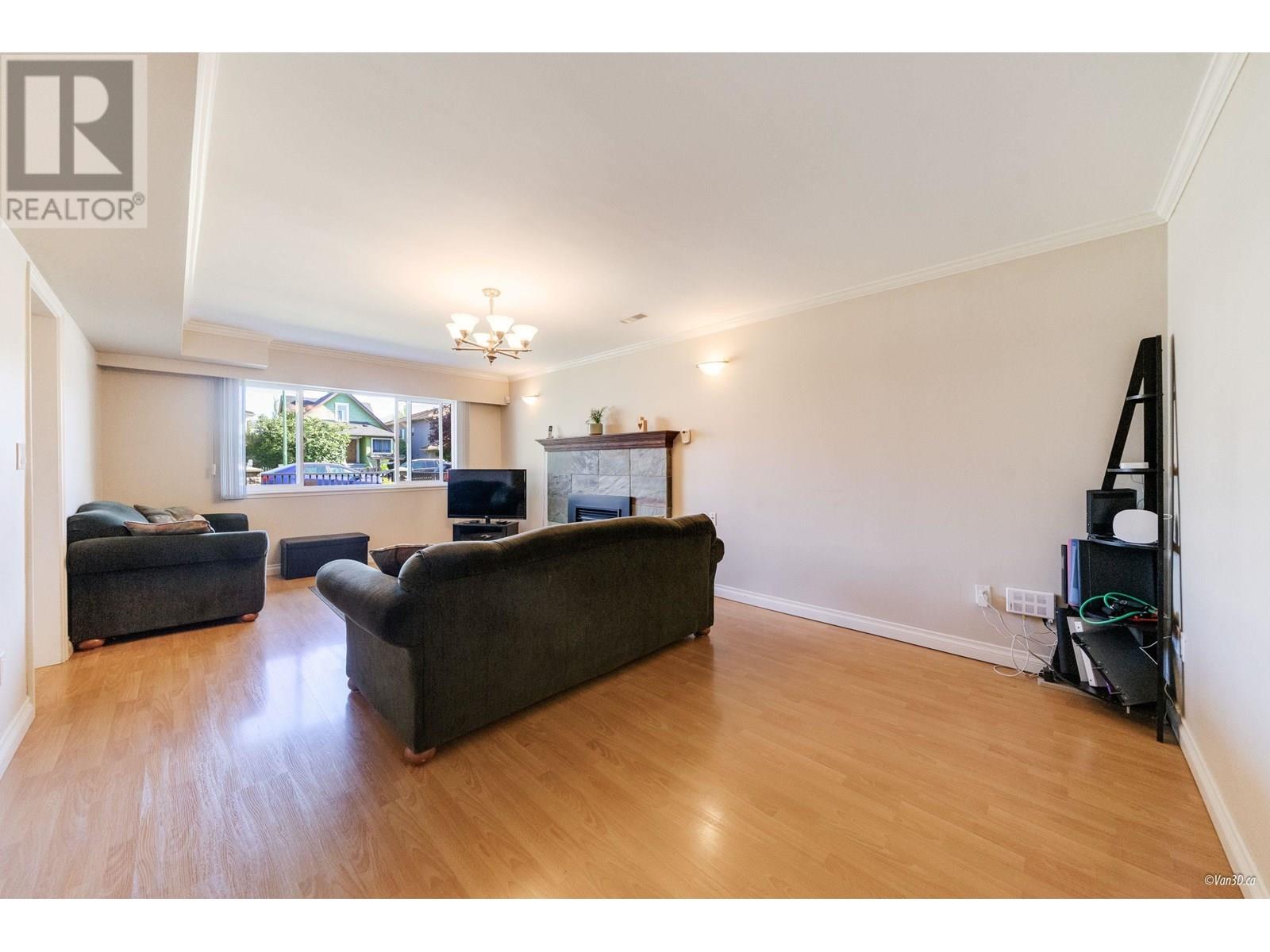 Photo 14 of 4524 Pender Street, Burnaby BC