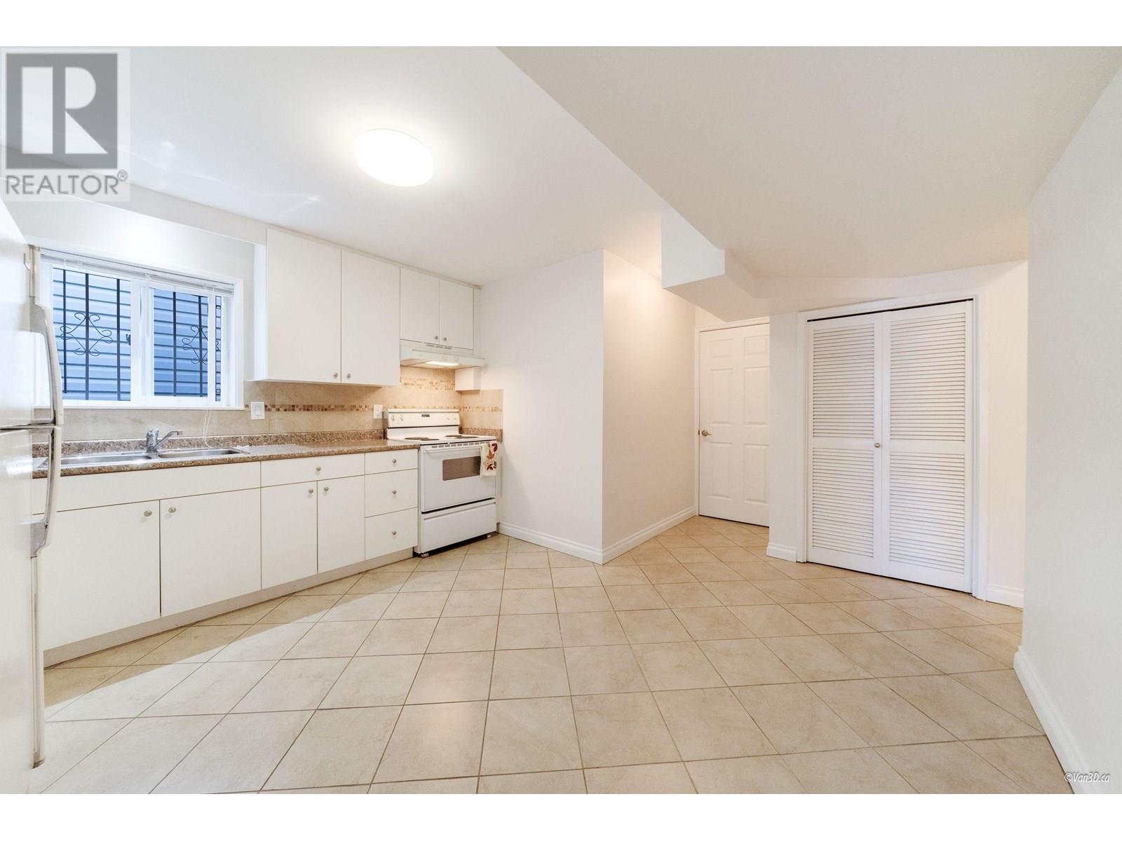 Photo 39 of 4524 Pender Street, Burnaby BC