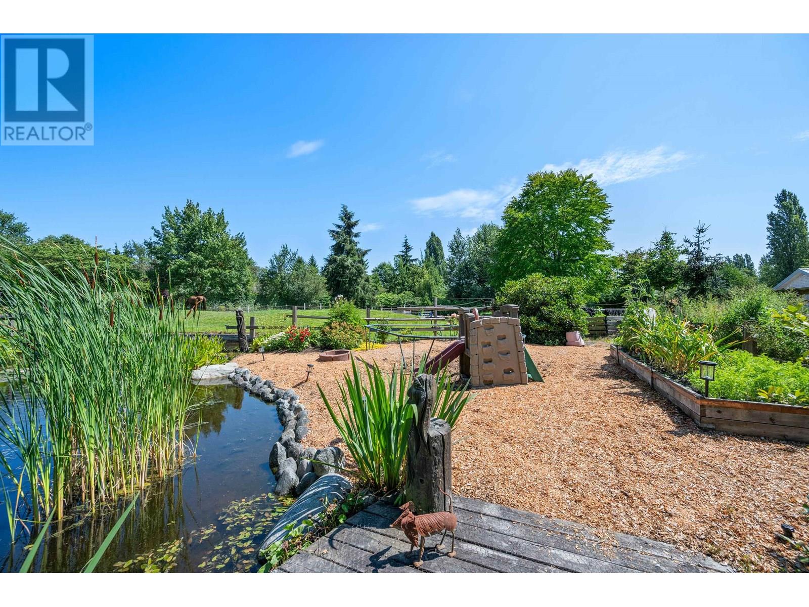 Photo 15 of 7026 Balaclava Street, Vancouver BC
