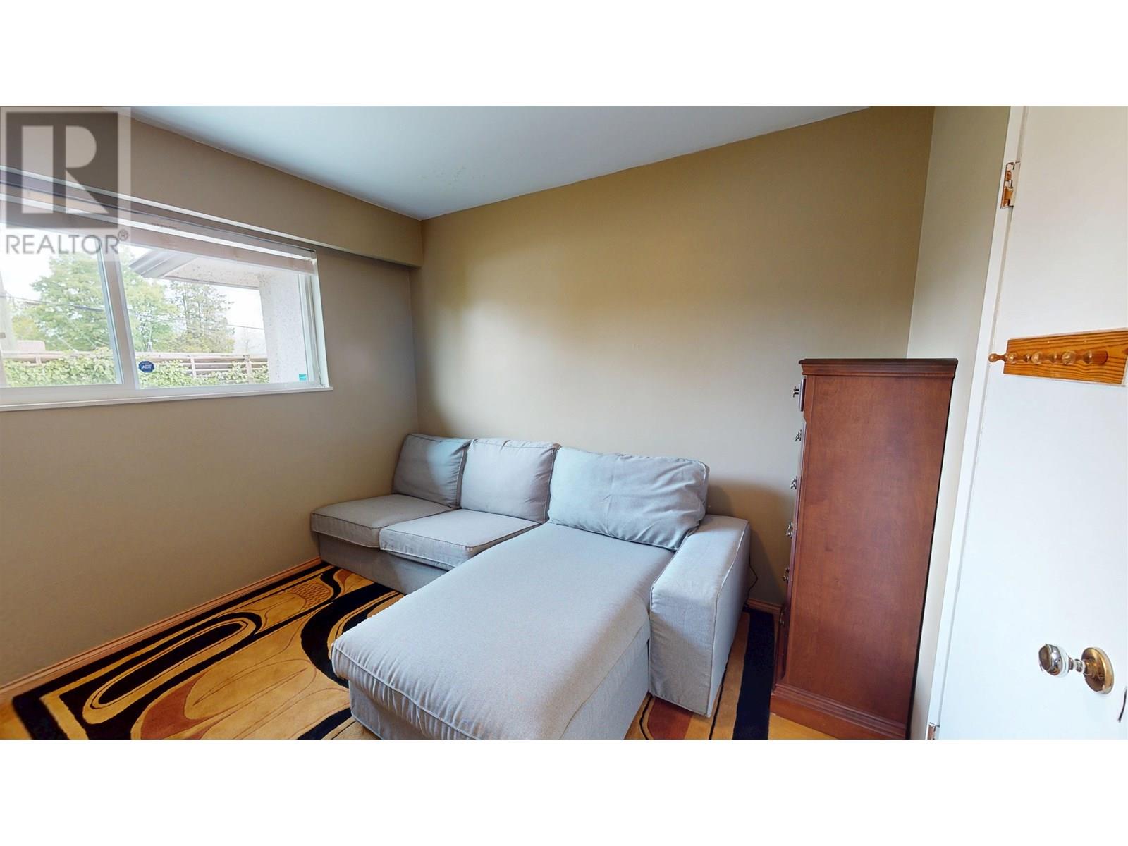 Photo 11 of 483 E 31st Avenue, Vancouver BC