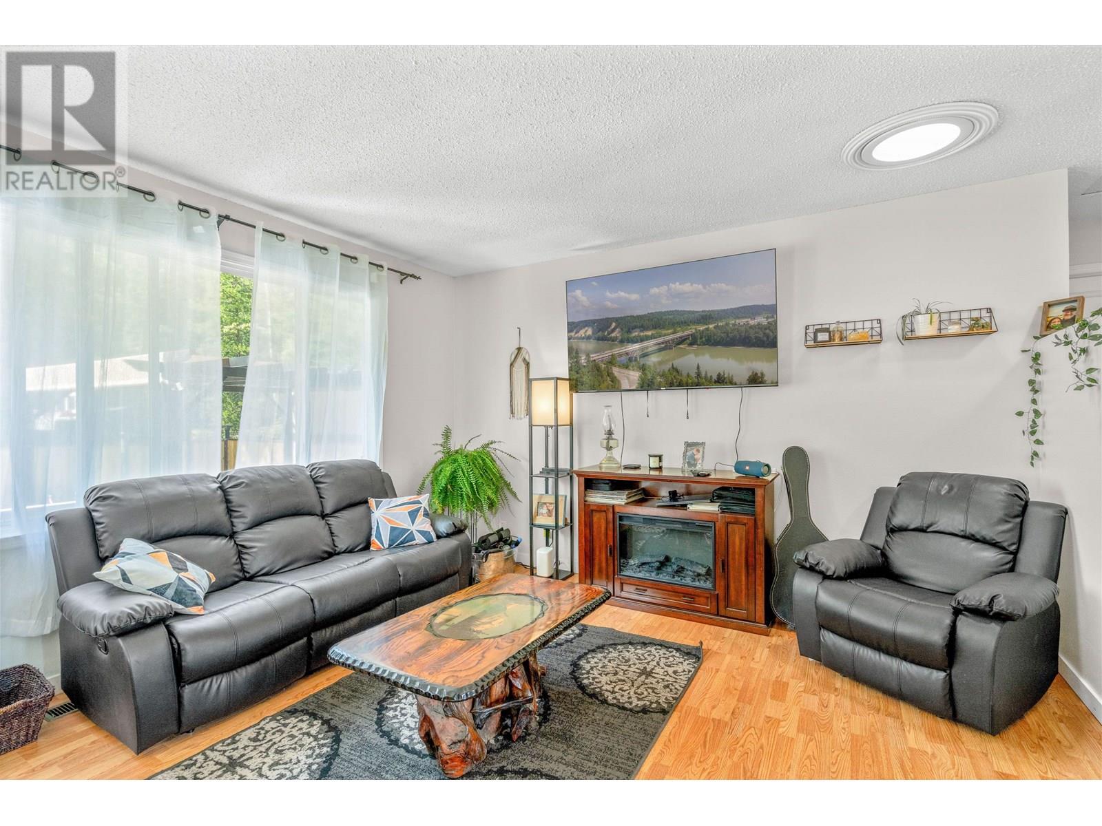 Photo 6 of 165 Van Somer Street, Prince George BC
