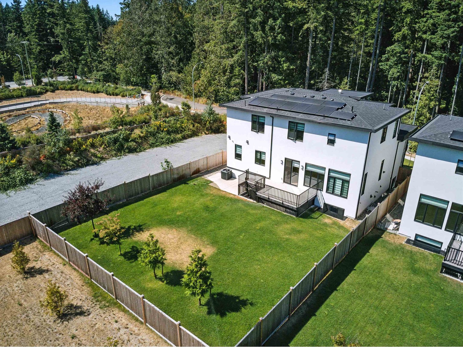 Photo 5 of 20062 27 A Avenue, Langley BC