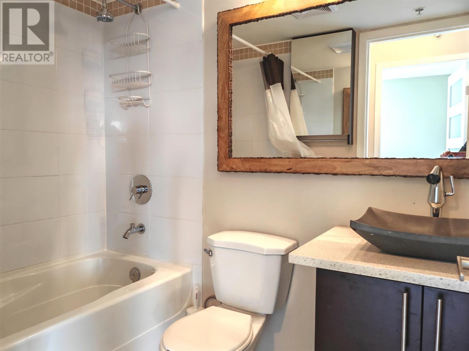 Photo 17 of 1704 555 Delestre Avenue, Coquitlam BC