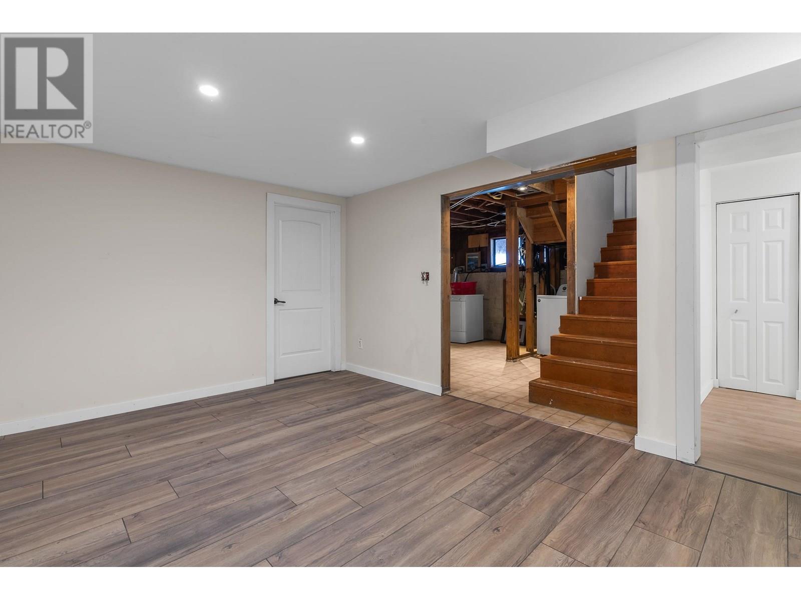 Photo 6 of 24950 100 Avenue, Maple Ridge BC