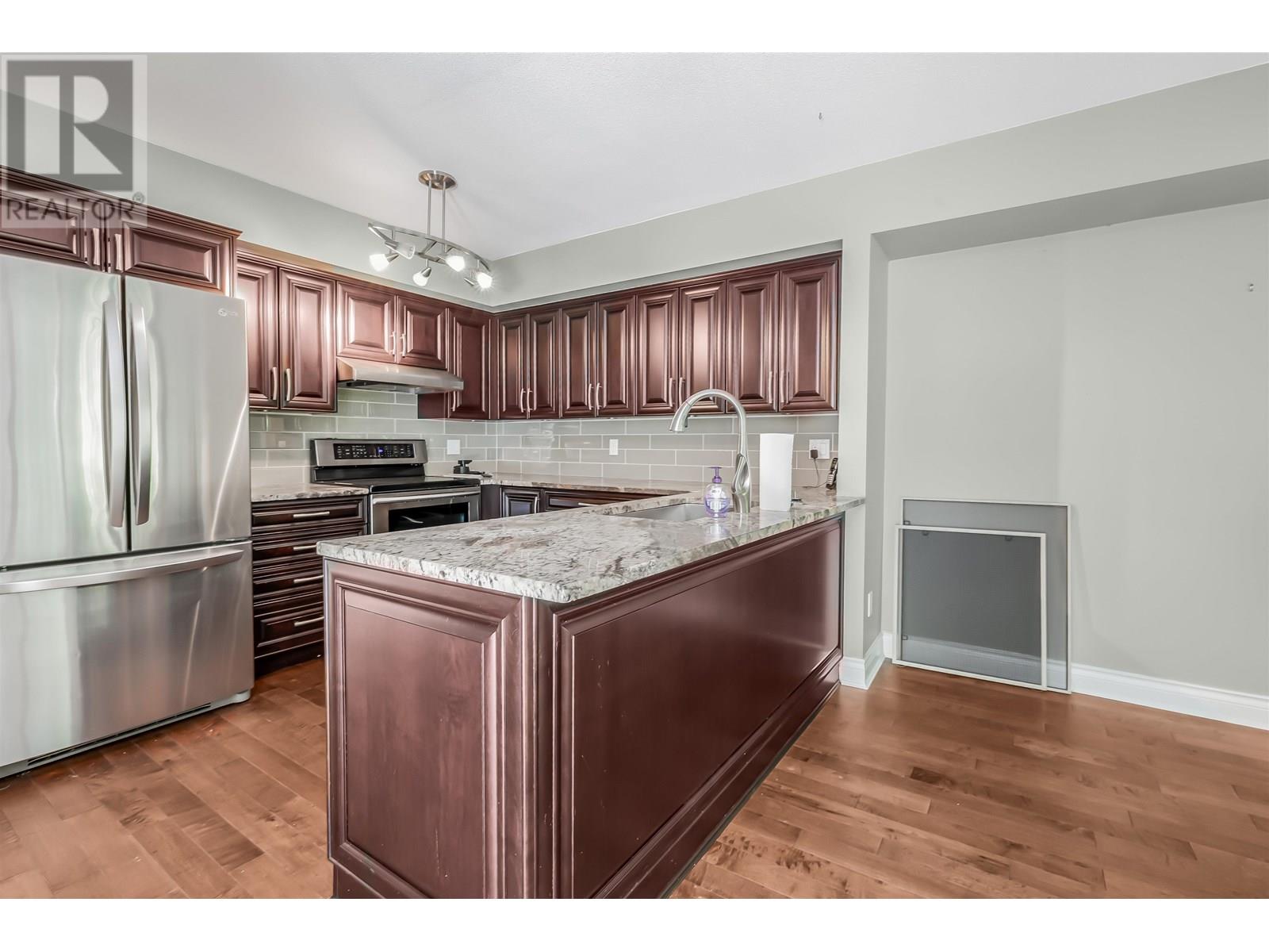 Photo 19 of 101 180 Ravine Drive, Port Moody BC