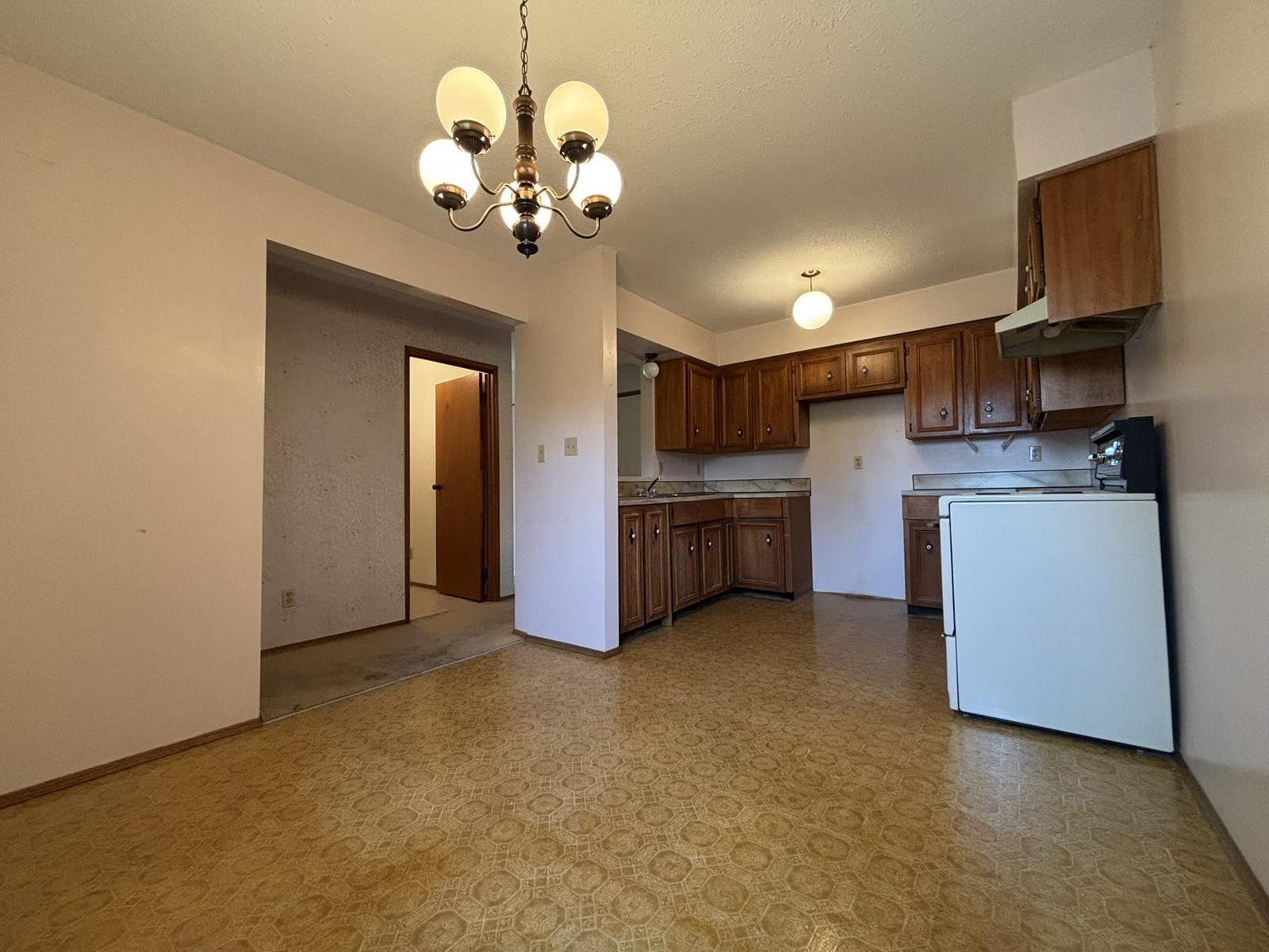 Photo 12 of 204 32055 Old Yale Road, Abbotsford BC