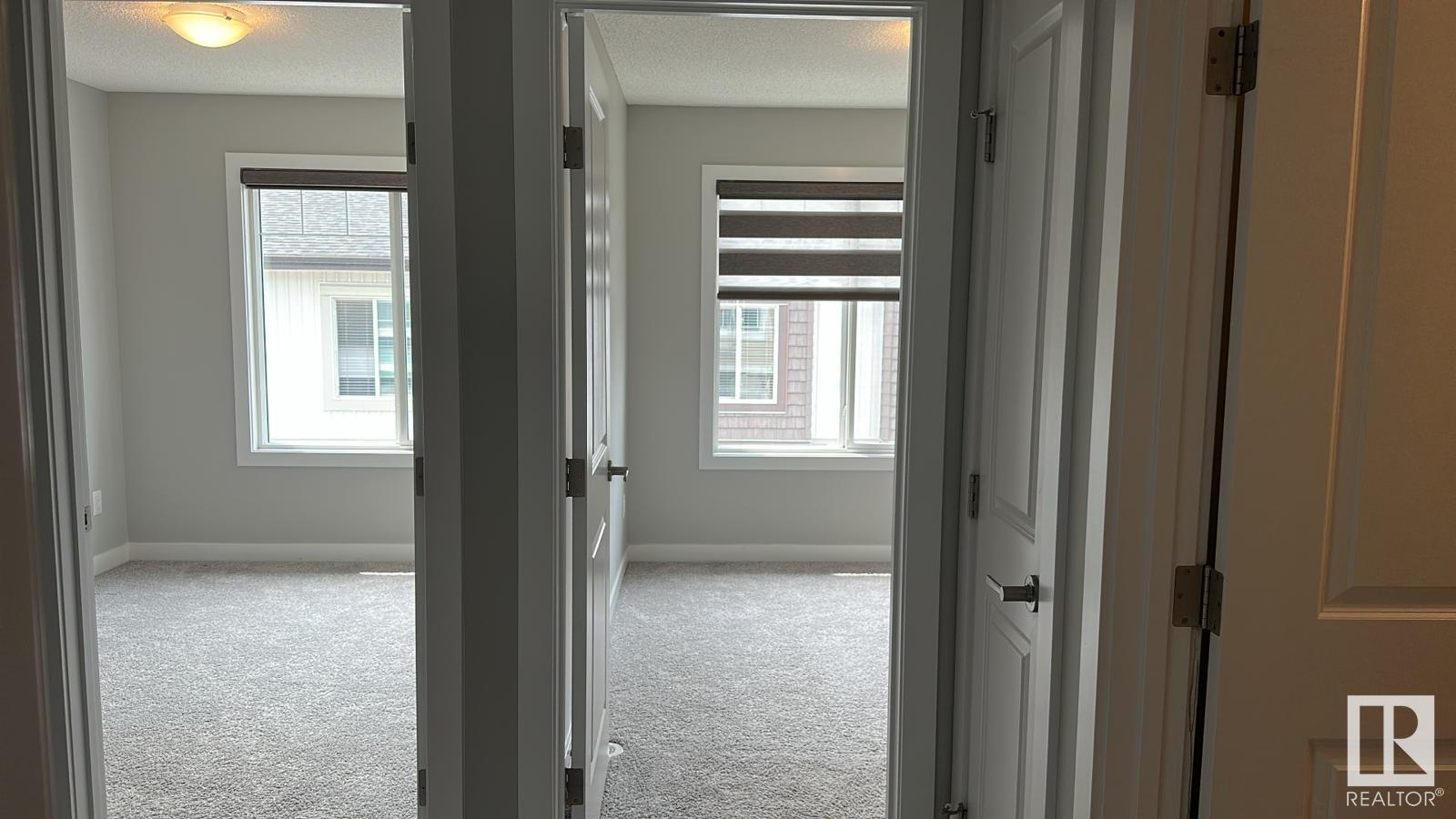 Photo 9 of 2215 24 St Nw, Edmonton AB