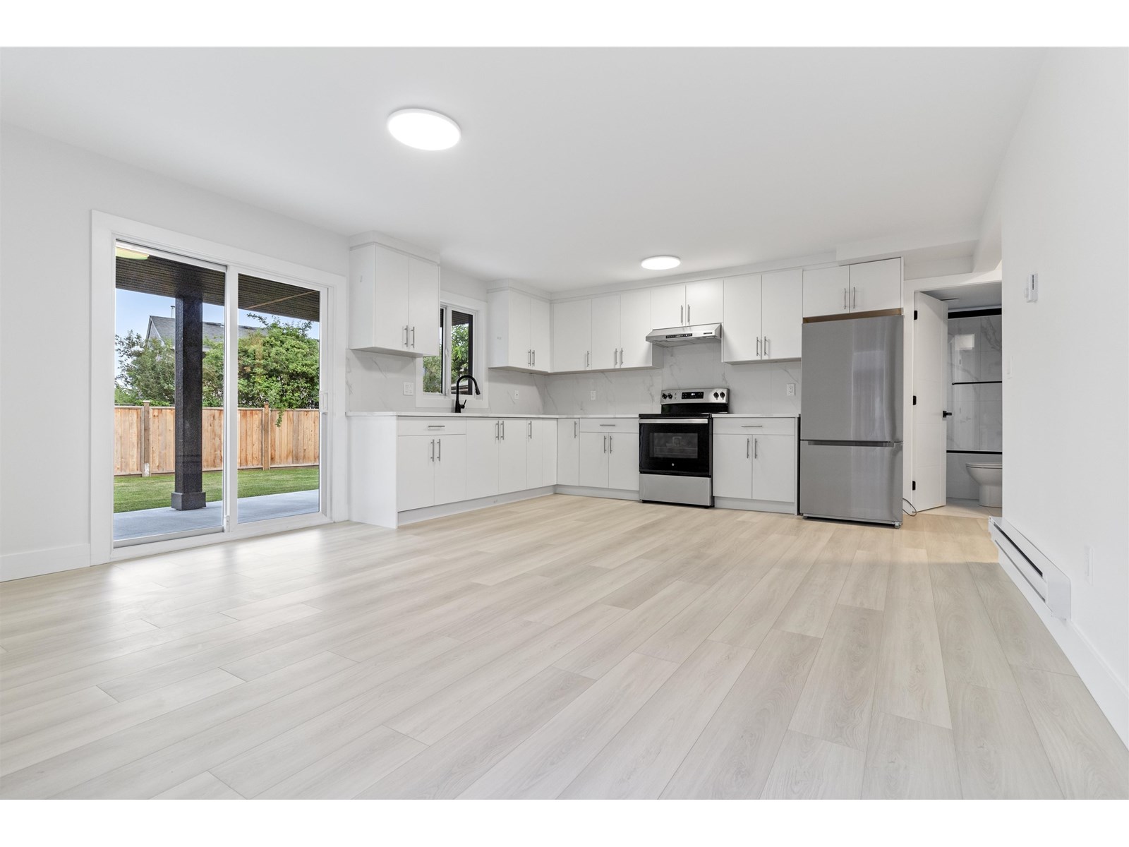 Photo 17 of 2540 Wilding Court, Langley BC