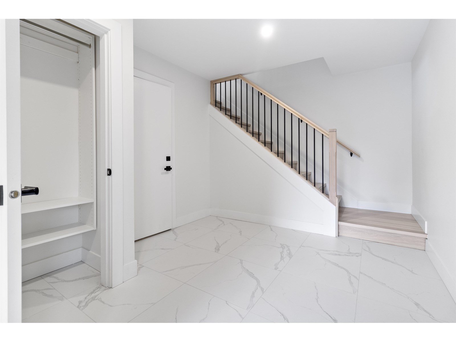 Photo 23 of 2540 Wilding Court, Langley BC