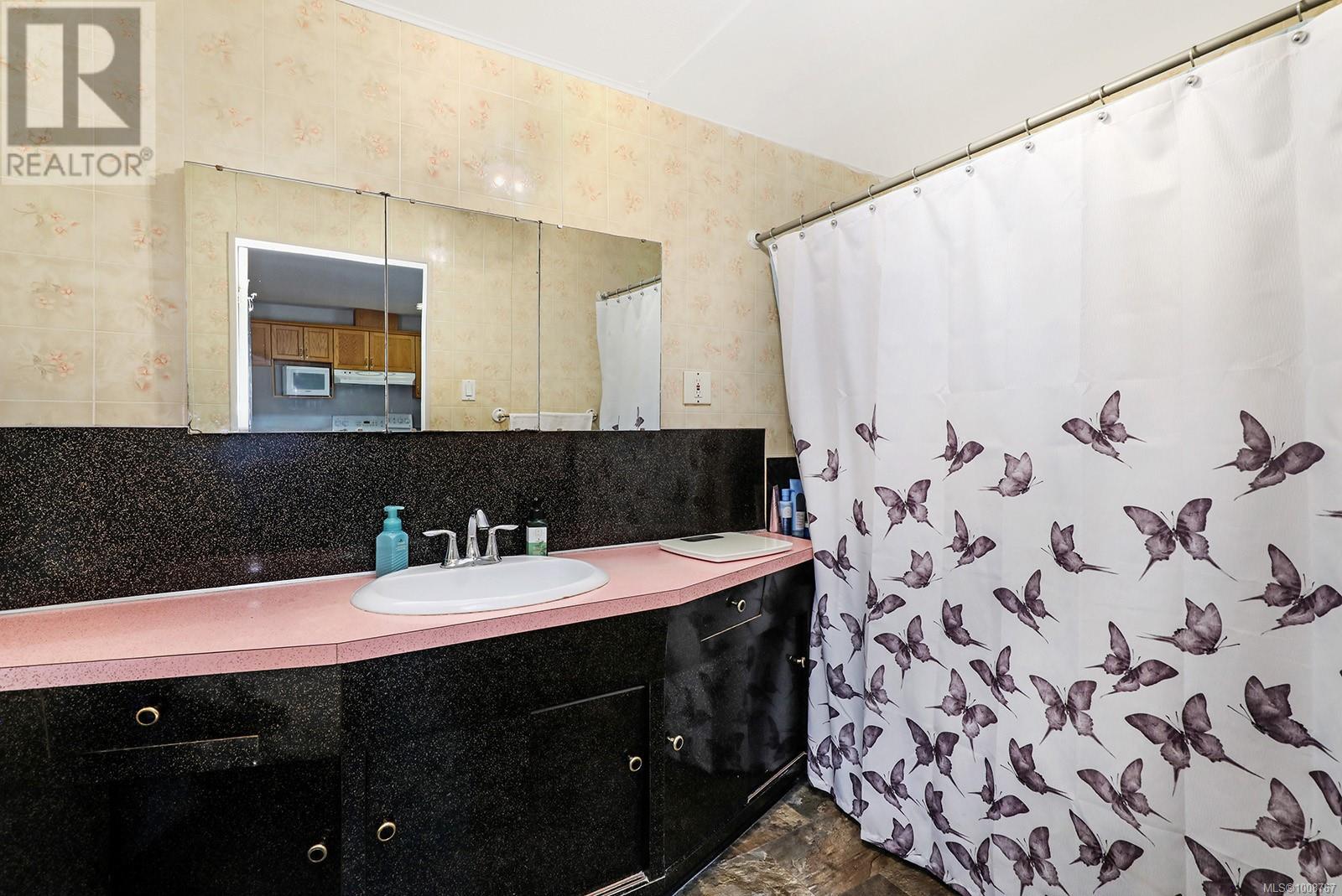 2780 Dunsmuir Ave - 15