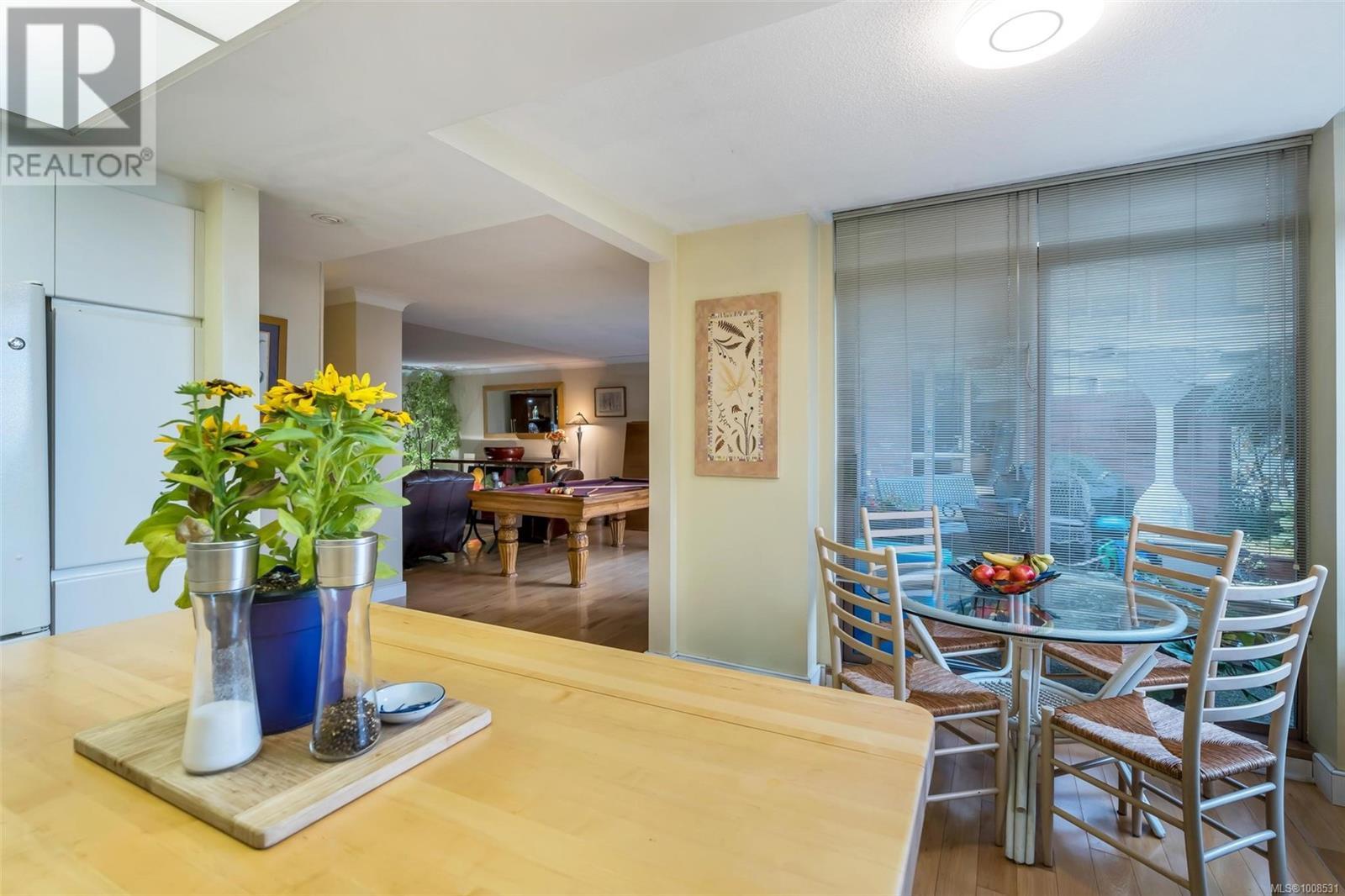Photo 30 of 105 636 Montreal St, Victoria BC